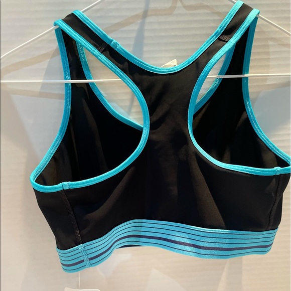 Sport Bra - Picture 6 of 7